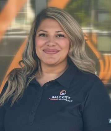 Nia — Office Manager